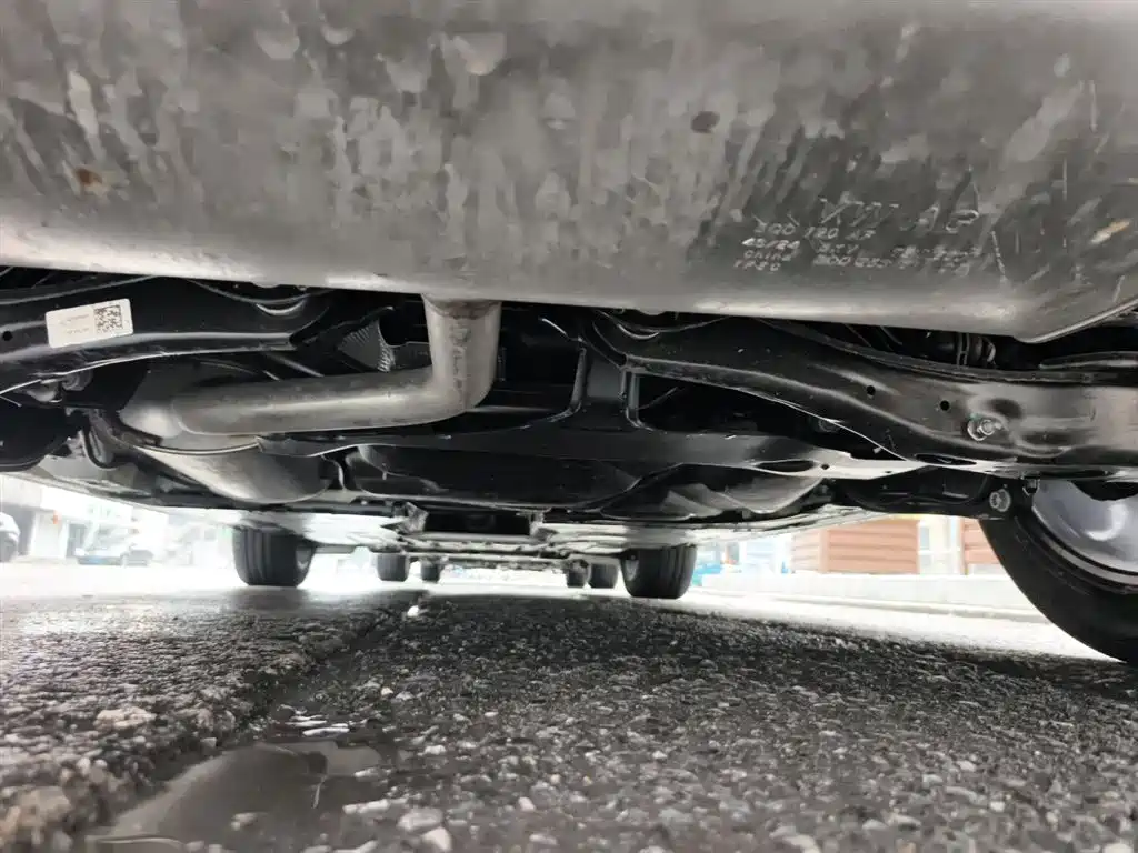 Volkswagen Golf 2025 300TSI R-Line фото 25