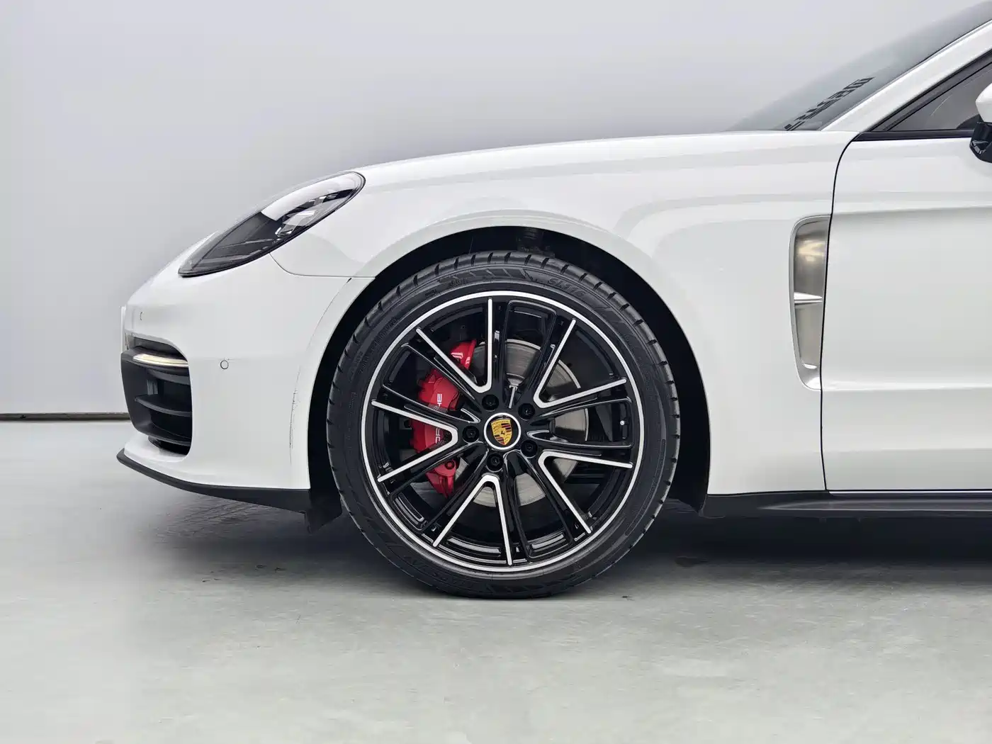 Porsche Panamera 2022 Panamera 4 Executive Long Wheelbase 2.9T фото 6