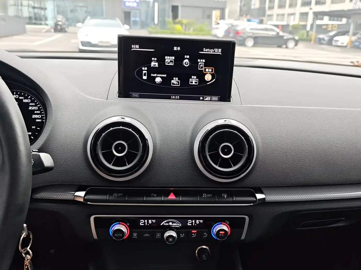 Audi A3 (Import) 2016 2015 Limousine 45 TFSI S line Luxury