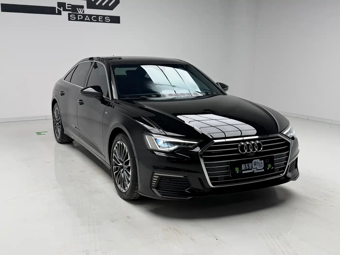 Audi A6L New Energy 2020 55 TFSI e quattro фото 3