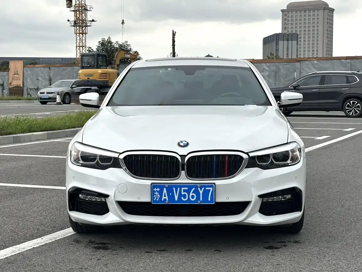 BMW 5 Series 2018 Facelift 530Li Leading M Sport Package фото 4
