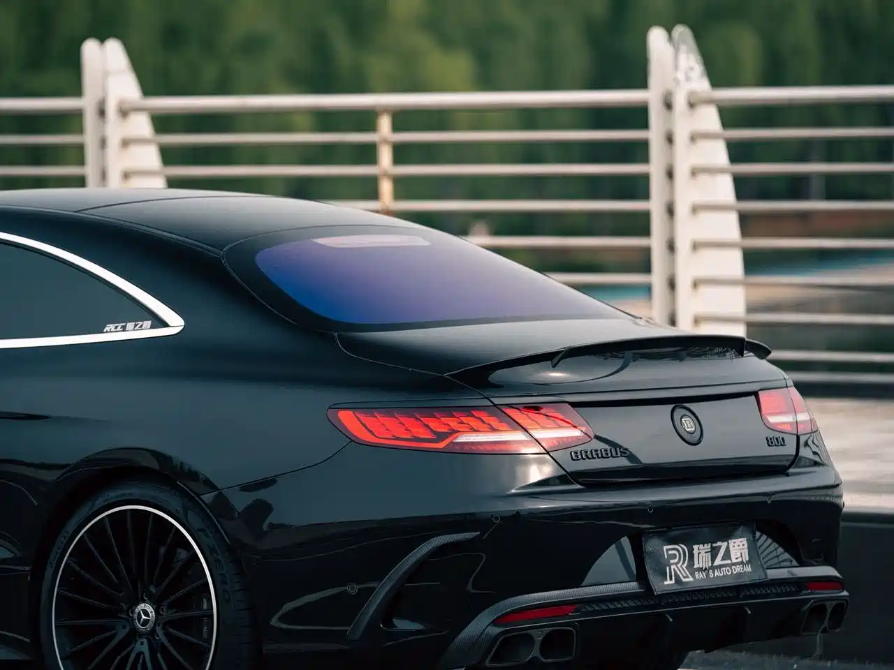 Mercedes-Benz S-Class AMG 2018 AMG S 63 4MATIC+ Coupe фото 11