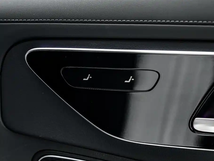 Mercedes-Benz C-Class 2022 Facelift C 260 L Sport фото 28
