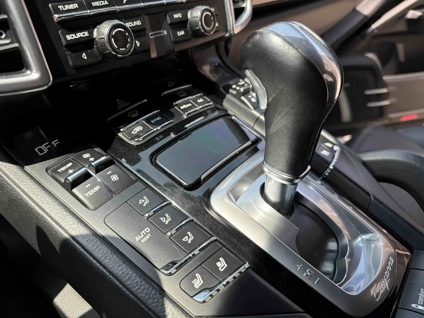 Porsche Cayenne 2015 Cayenne 3.0T фото 14