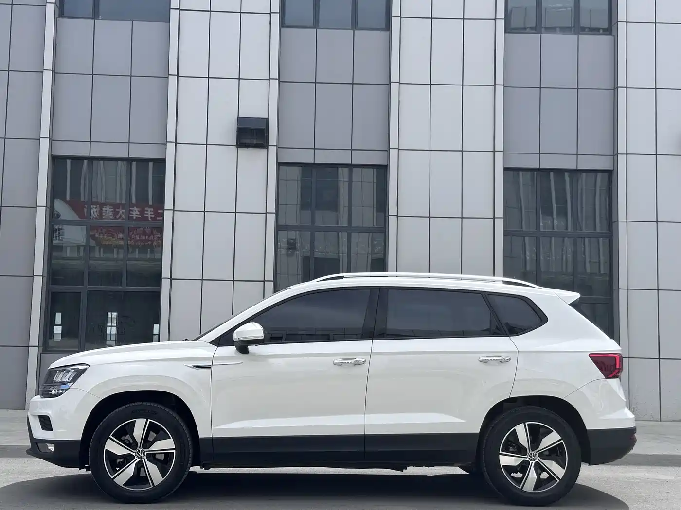 Volkswagen Tharu 2022 280TSI 2WD Comfort фото 5