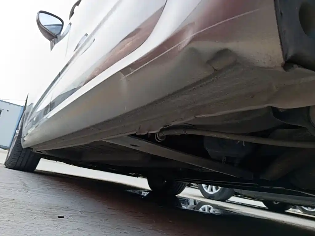 Фото 22 - Citroën C4L