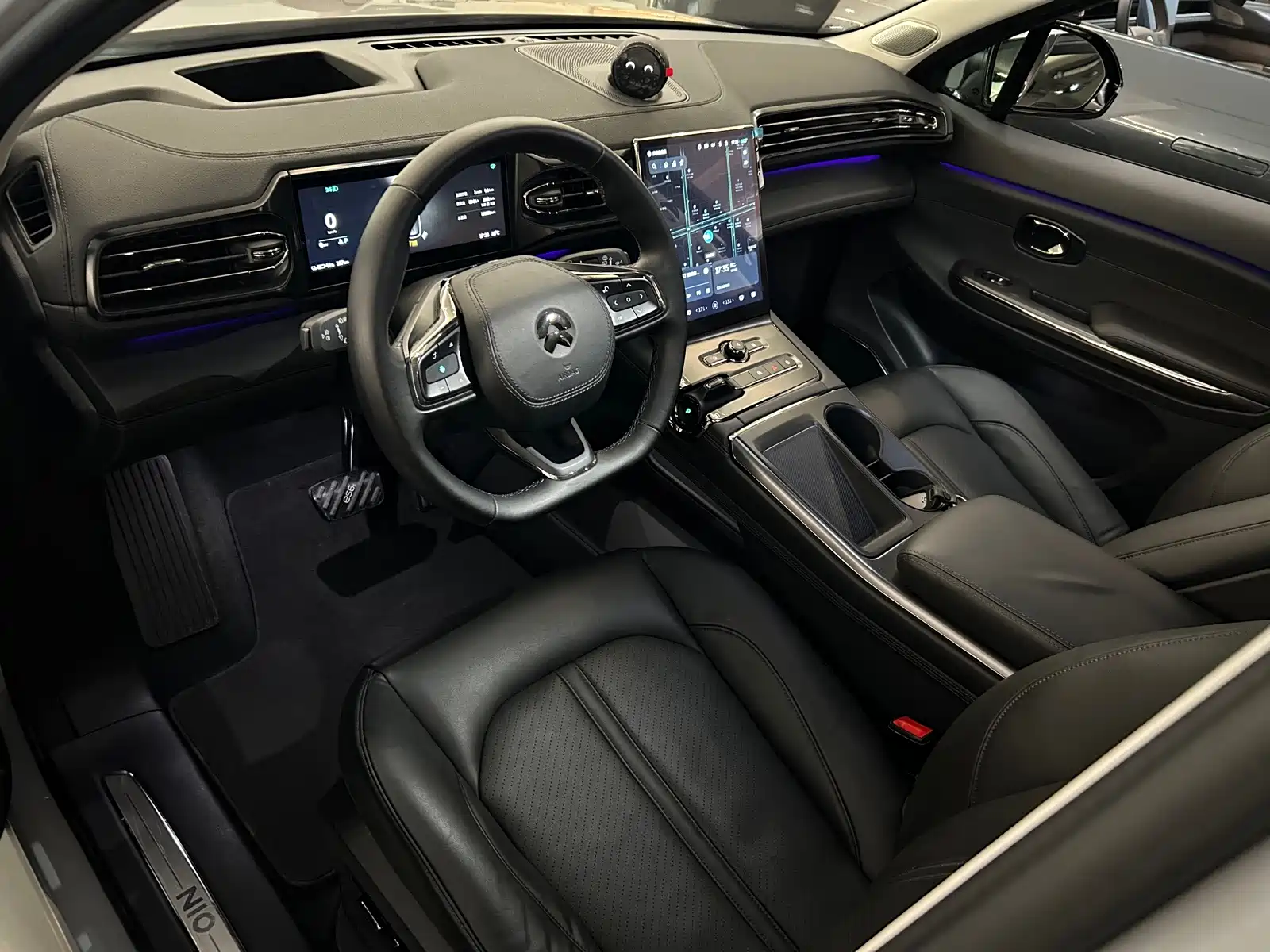 Фото 10 - NIO ES6