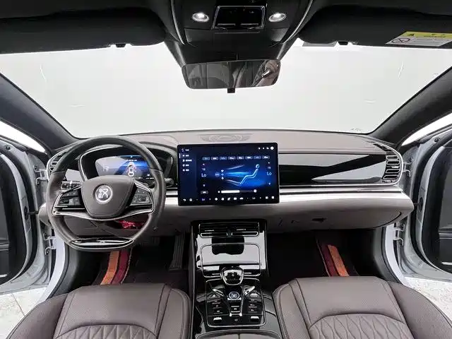 Фото 4 - BYD Han