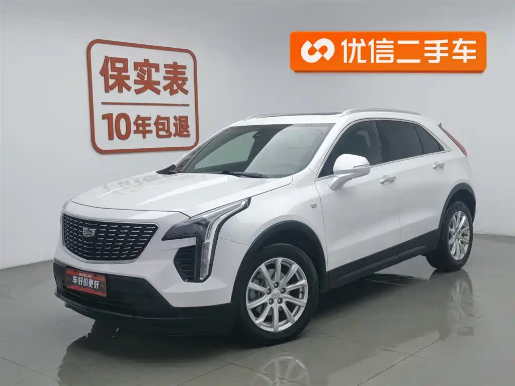 CADILLAC XT4