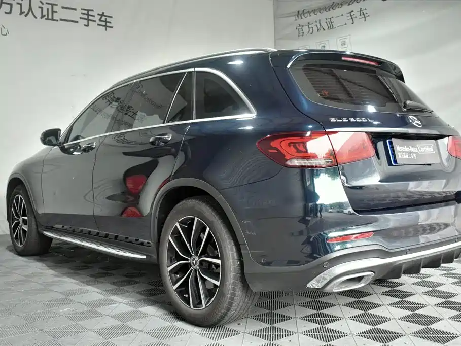 Mercedes-Benz GLC 2020 Facelift GLC 300 L 4MATIC Dynamic фото 15