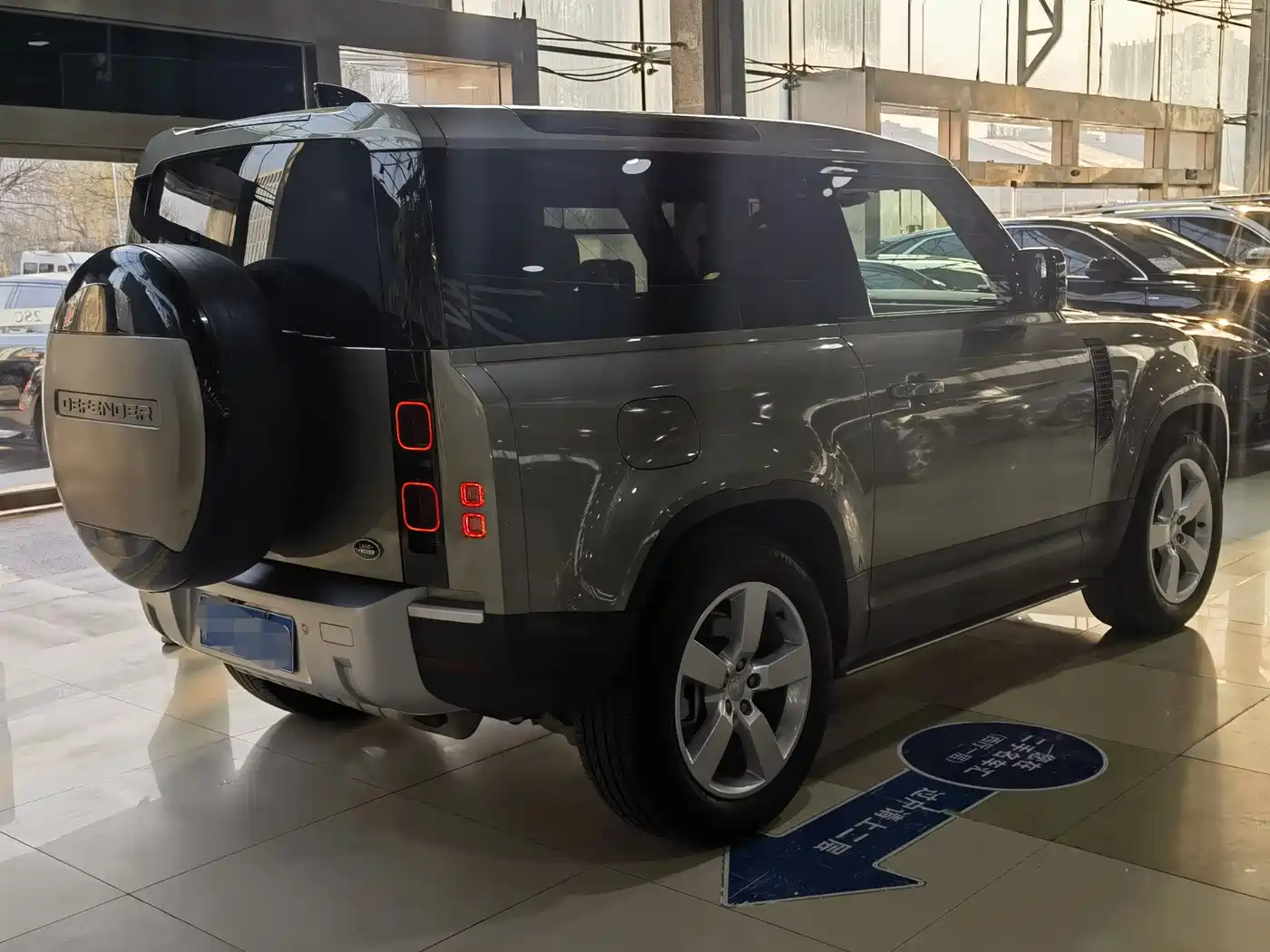 Land Rover Defender 2024 90 3.0T P400 HSE фото 20