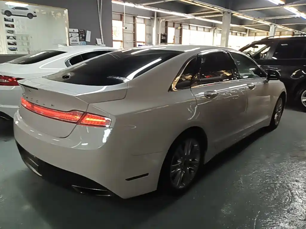 Lincoln MKZ 2016 2016 2.0T Luxury