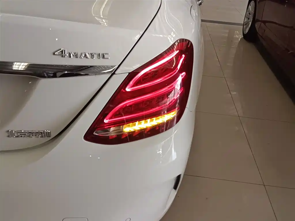 Mercedes-Benz C-Class 2016 C 200 L 4MATIC Sport фото 8