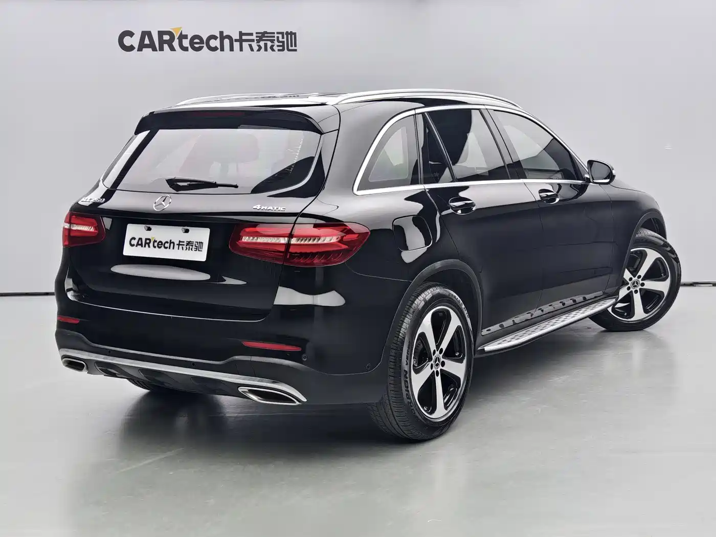 Mercedes-Benz GLC 2018 Facelift GLC 260 4MATIC Luxury фото 17