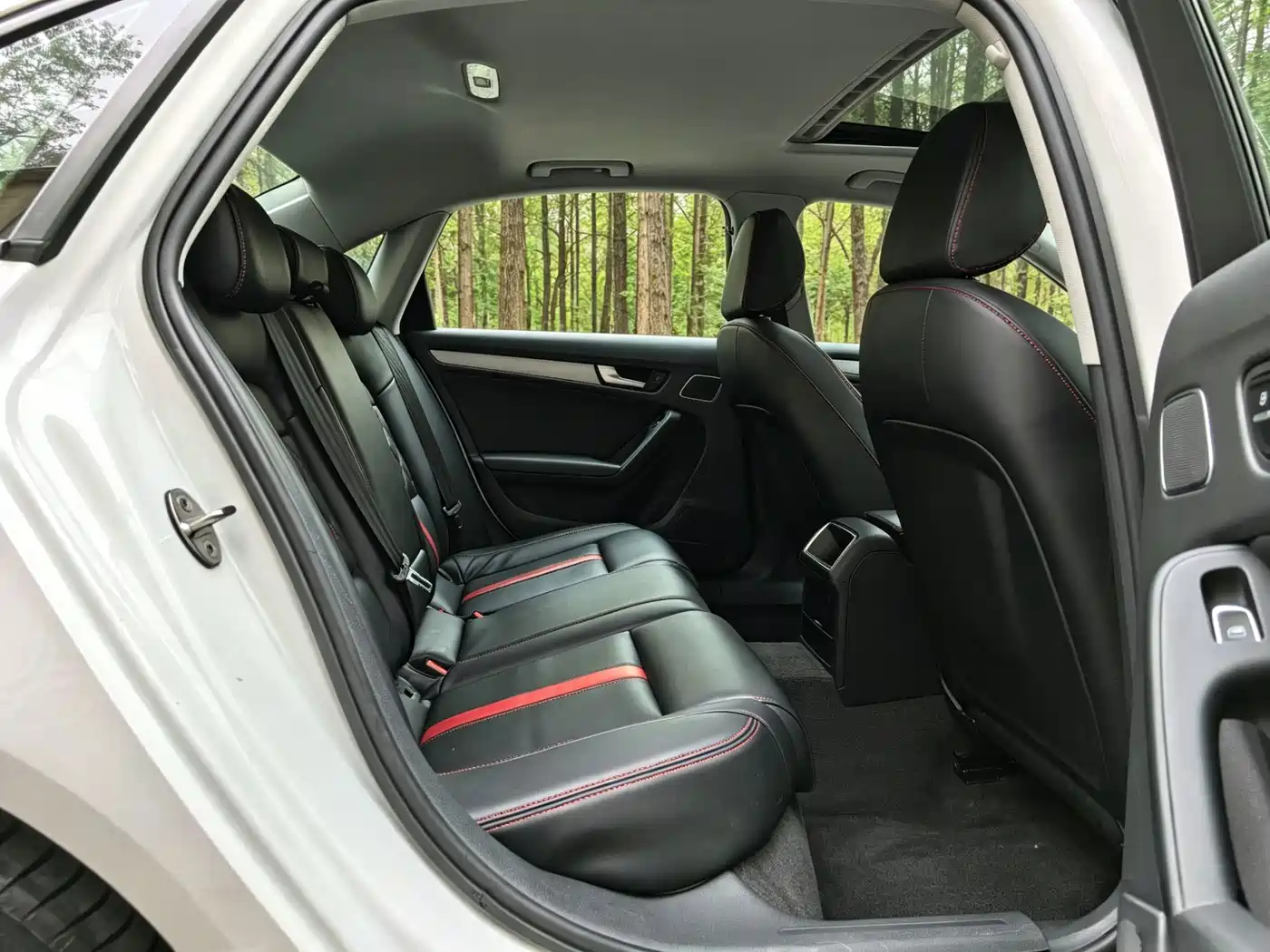 Audi A4L 2015 35 TFSI Auto Standard фото 10