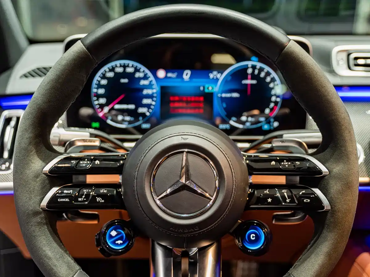 Mercedes-Benz S-Class AMG Hybrid 2024 AMG S 63 L E Performance фото 31