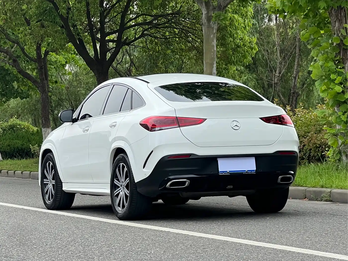Mercedes-Benz GLE Coupe 2020 GLE 350 4MATIC Coupe SUV Luxury фото 5