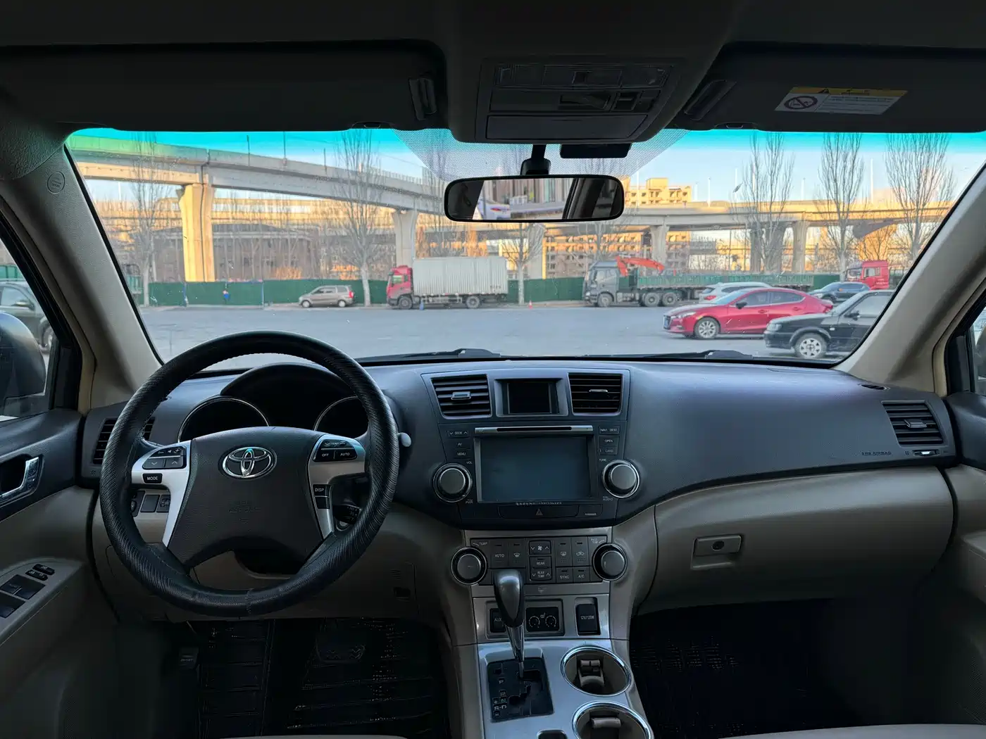 Toyota Highlander 2012 2.7L 2WD 7-Seater Luxury Edition фото 9