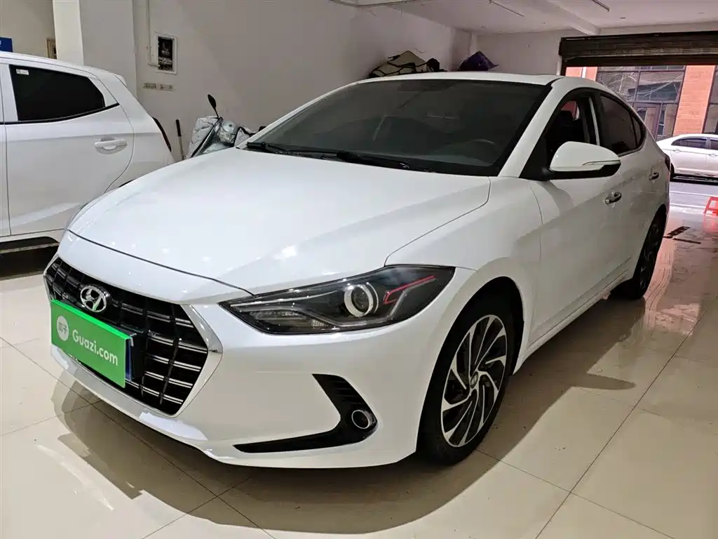 Hyundai Elantra 2019 1.5L CVT Smart Elite