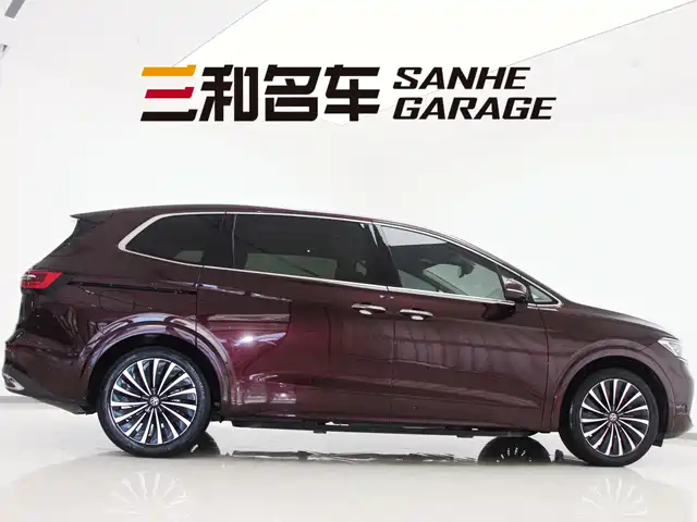 Volkswagen Viloran 2020 380TSI Premium — фото 4