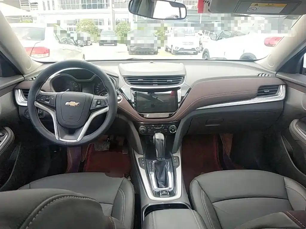 Chevrolet Malibu 2017 1.5T Automatic Luxury Edition фото 10