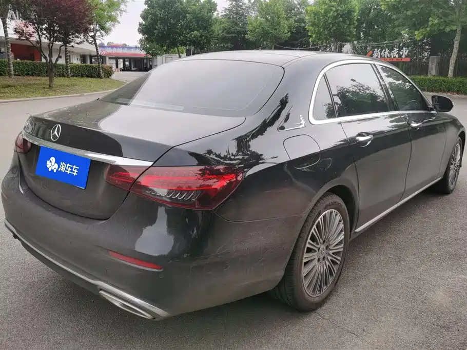 Mercedes-Benz E-Class 2023 E 300 L Fashion фото 3