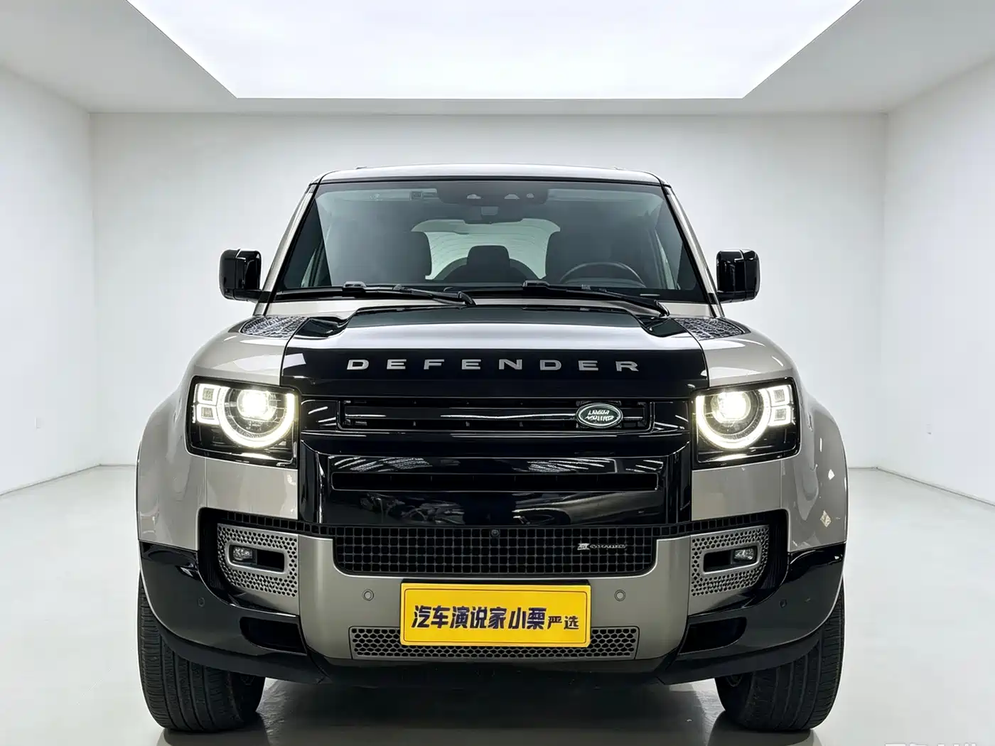 Land Rover Defender, миниатюра 2