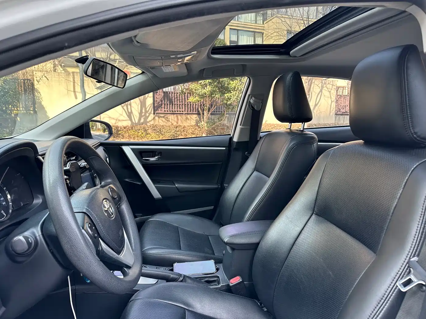 Toyota Corolla 2018 1.2T S-CVT GL-i Smart Shine Edition фото 17