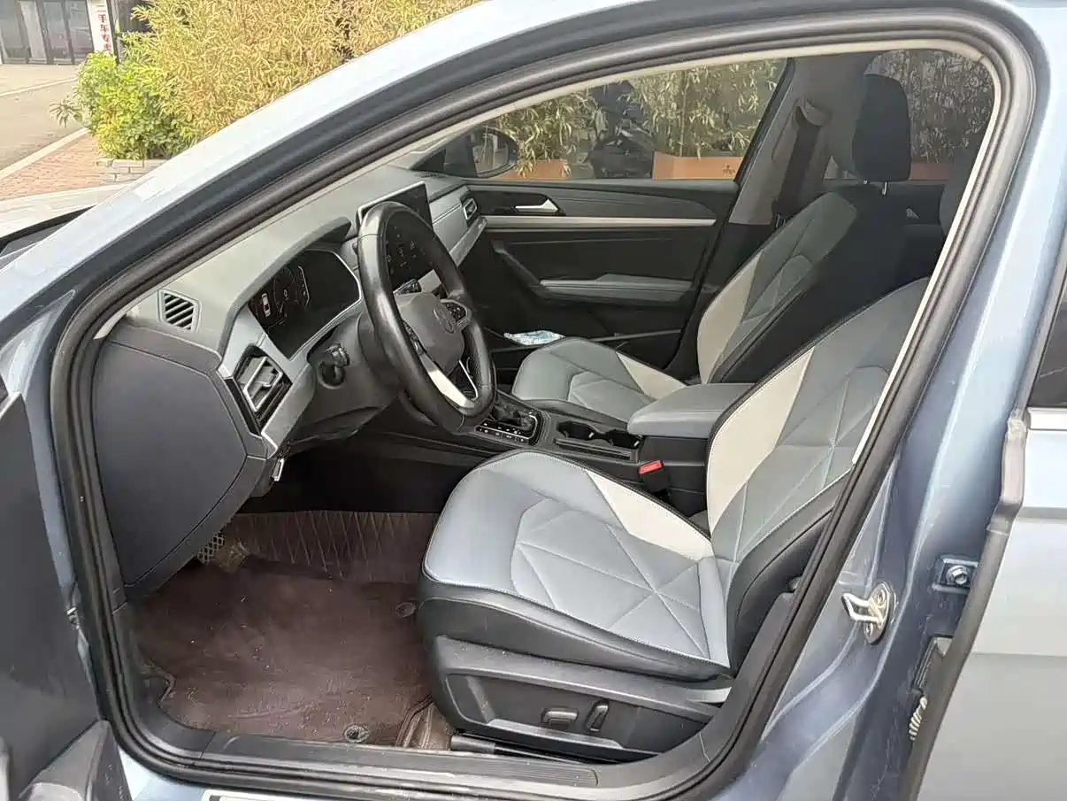 Volkswagen Lavida 2023 Model 280TSI DSG Eternal Edition фото 11