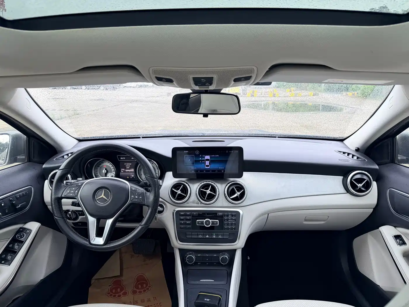 Mercedes-Benz GLA 2015 2015 GLA 200 Dynamic
