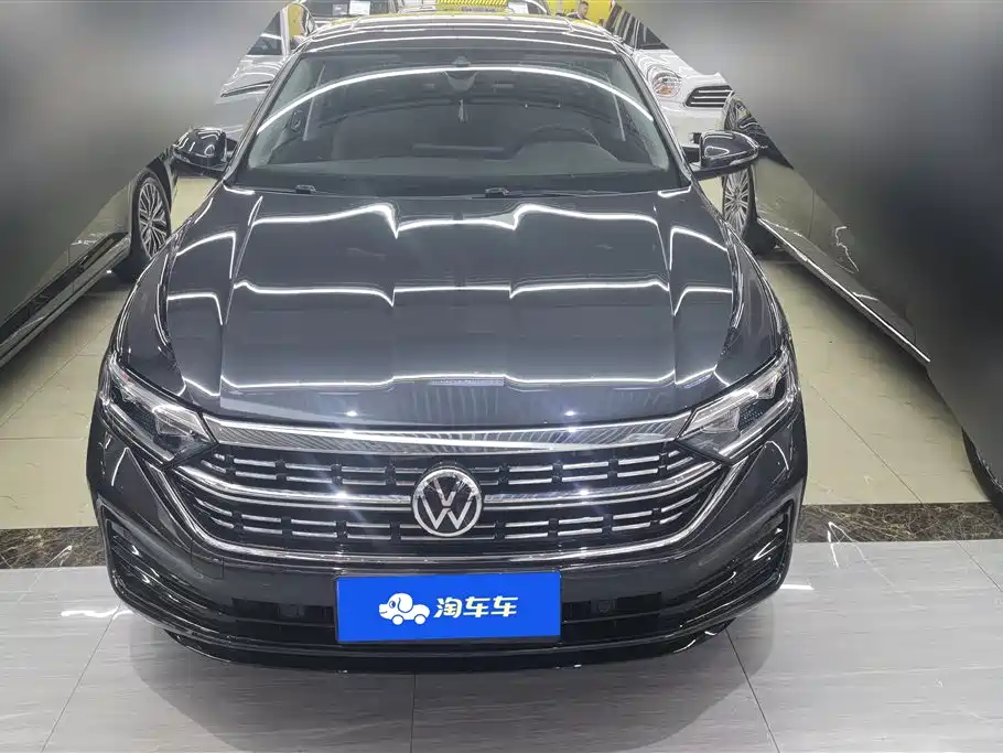 Volkswagen Sagitar 2023 300TSI DSG Surpassing Edition фото 2