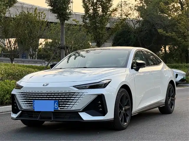 Changan UNI-V 1.5T, High Power