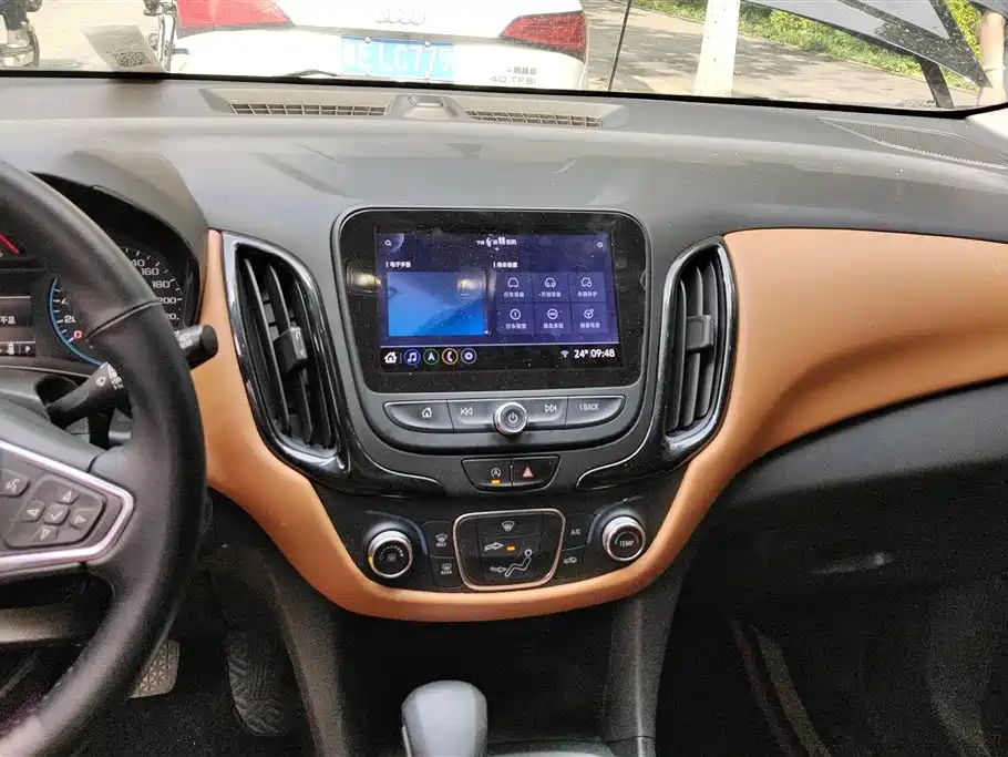 Chevrolet Equinox 2021 535T Frontier Edition фото 13