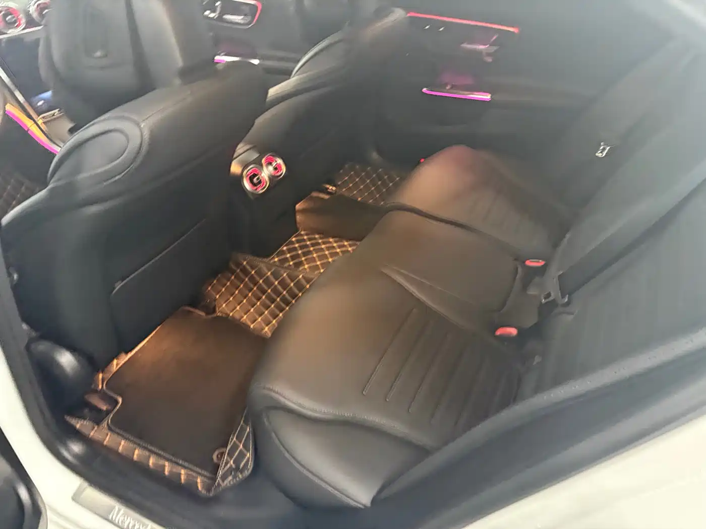 Mercedes-Benz C-Class 2025 C 260 L Sport Edition фото 3