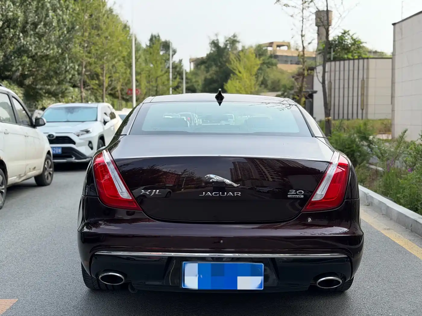 Фото 5 - Jaguar XJ