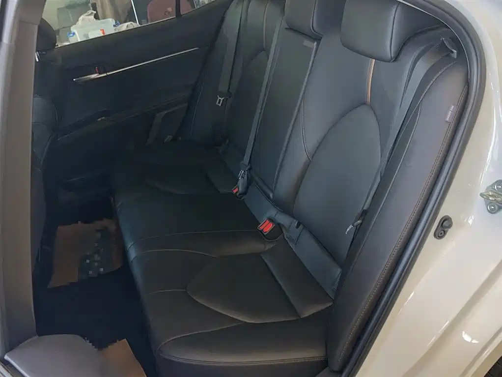 Toyota Camry 2021 2.0G Luxury Edition фото 14