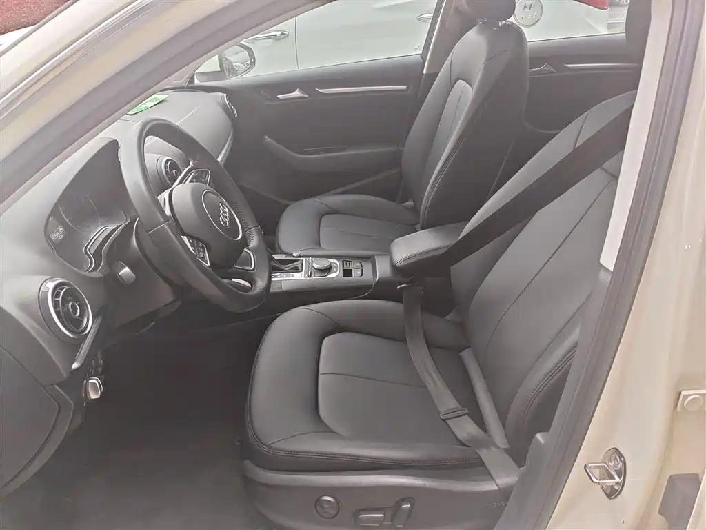 Audi A3 2014 Sportback 35 TFSI Automatic Fashion фото 15