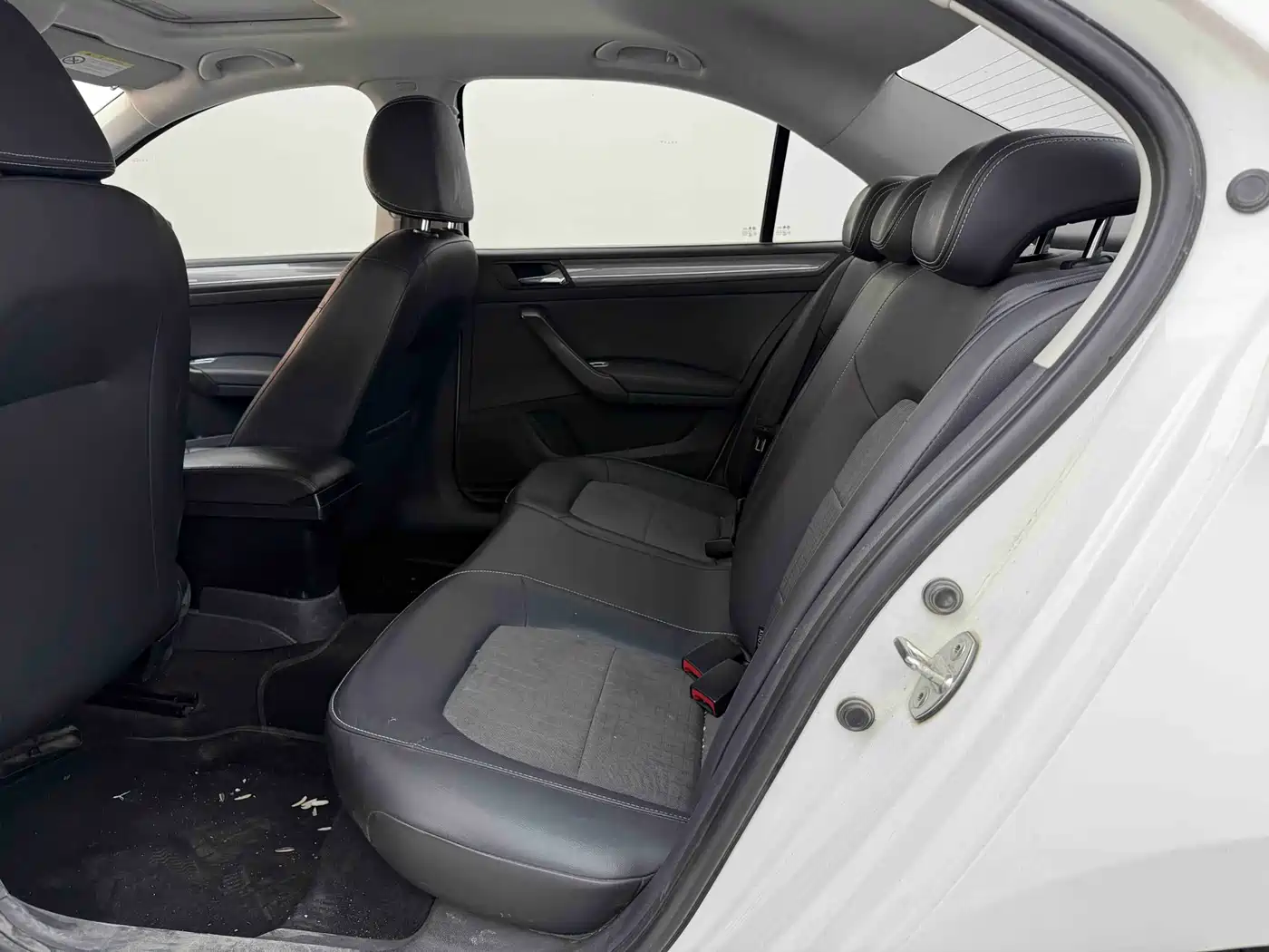 Volkswagen Santana 2016 1.6L Manual Comfort Edition фото 10