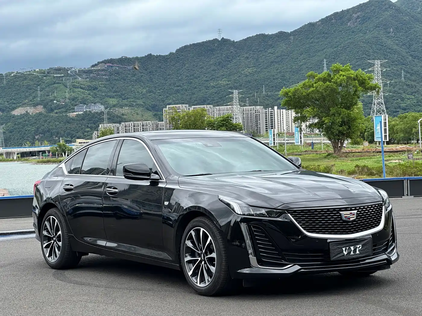 Фото 3 - Cadillac CT5