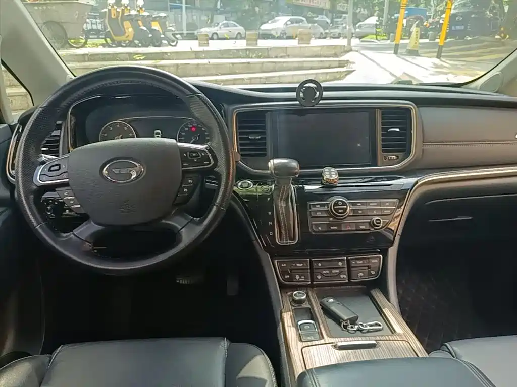 GAC Trumpchi Trumpchi M8 2020 Pilot 390T Prestige Edition фото 10