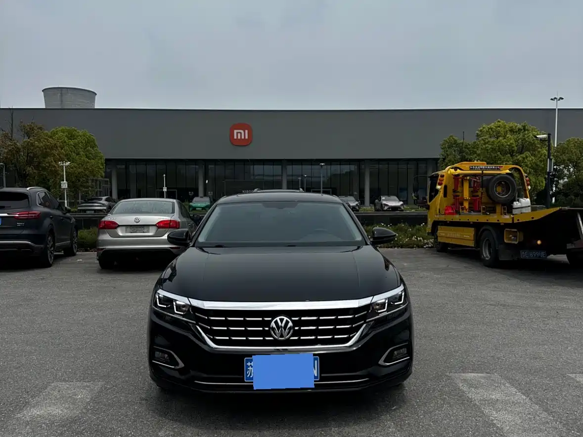 Volkswagen Passat 2020 330TSI Luxury Edition China V