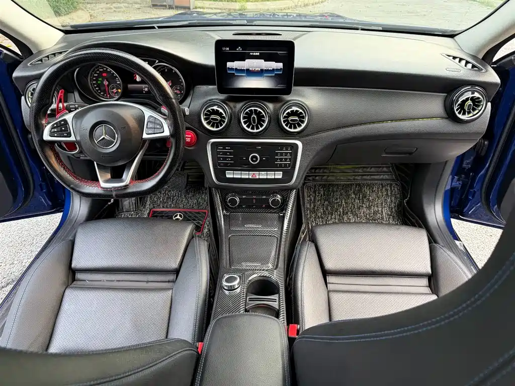 Mercedes-Benz GLA 2018 GLA 200 Fashion фото 14