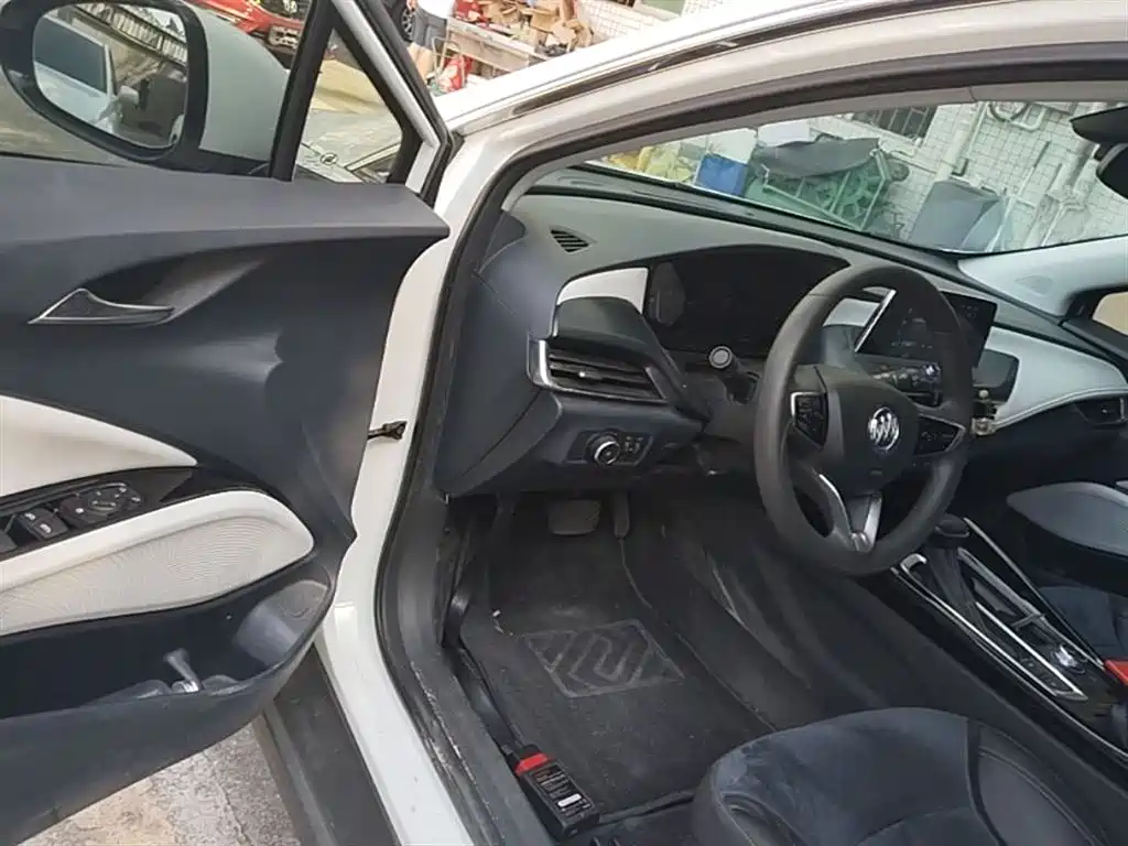 Buick Velite 6 2019 Connected Smart Edition фото 16