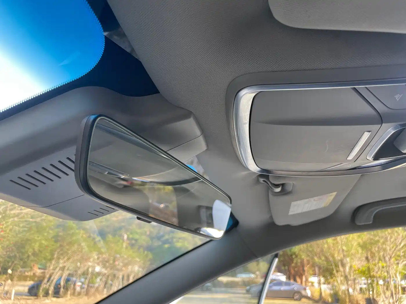 GEELY AUTOMOBILE BINRUI