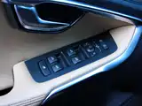 Фото 9 - Volvo V40