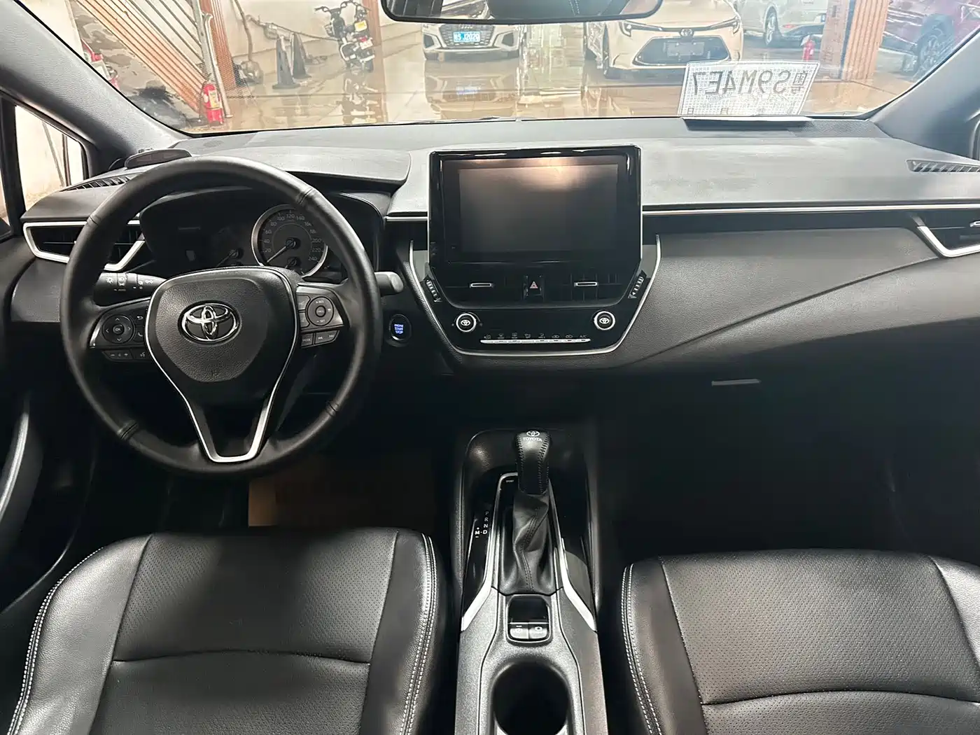 Toyota Levin 2022 185T CVT Luxury Edition фото 6