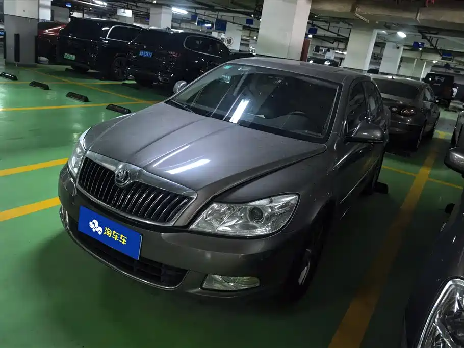 Škoda Octavia 2014 1.6L Auto Yijun Edition