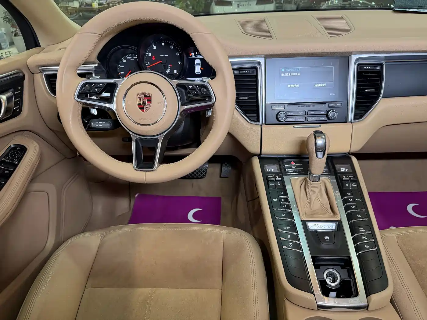 Porsche Macan 2017 Macan 2.0T фото 14