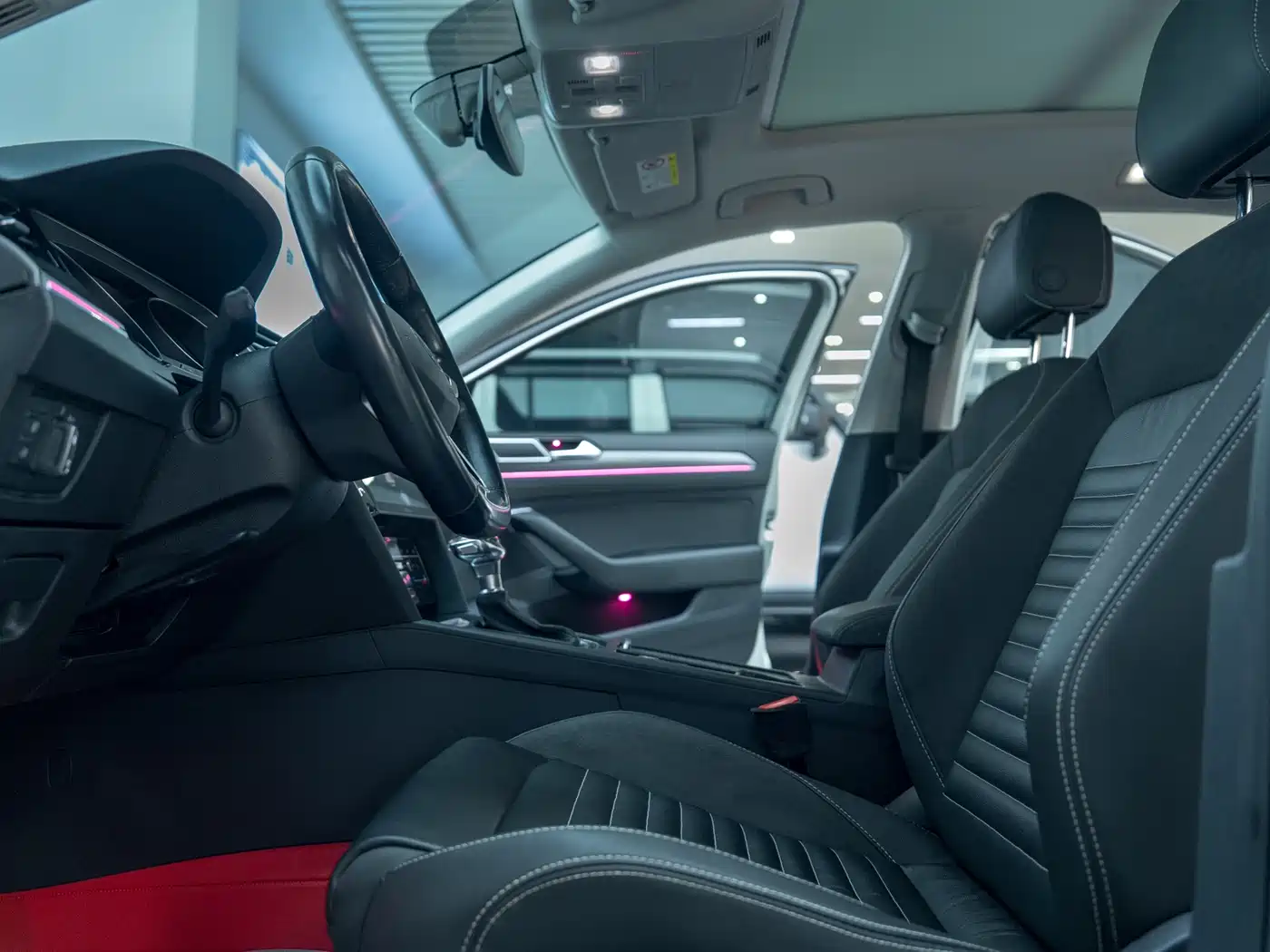Volkswagen Magotan 2020 330TSI DSG Leading фото 12