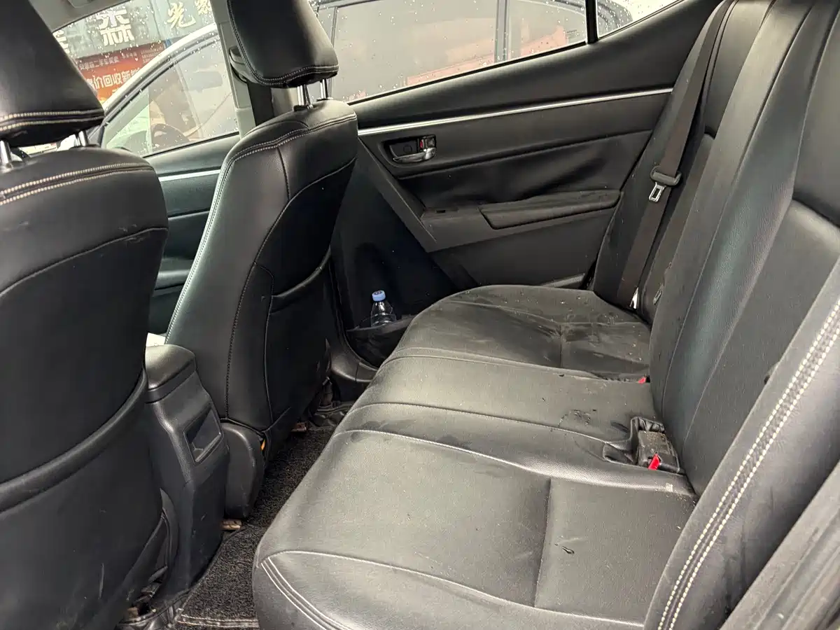 Toyota Corolla 2017 Facelift 1.2T S-CVT GL фото 8
